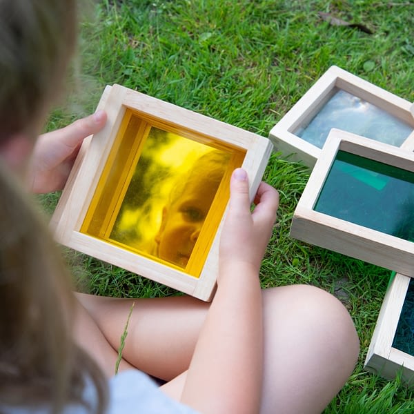 Farben lernen, Optik, Sinneserfahrung, Sinnesmaterial, Montessori, Holzspielsachen für draußen, Natur, Forschen und Entdecken