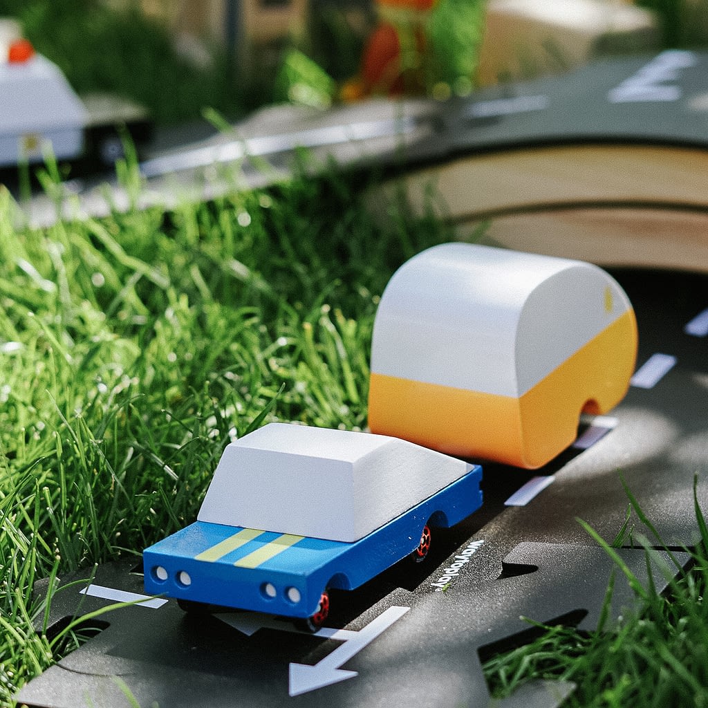 Holzfigugen für Kidner - Holzsppielzeug candylab autos, mit autos spielen, draußen spielen, outdoor, holzautos